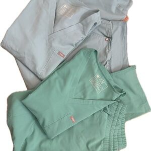 Figs XXL Scrubs Sets